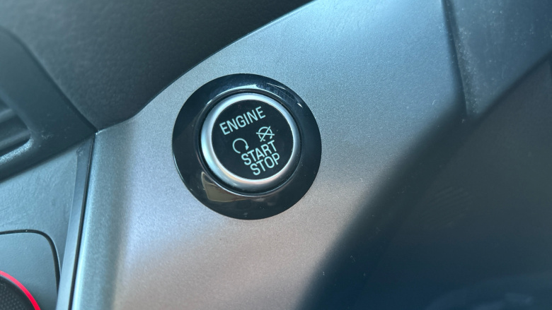 Ford Kuga 1.5 EcoBoost Zetec 5dr 2WD Petrol Estate